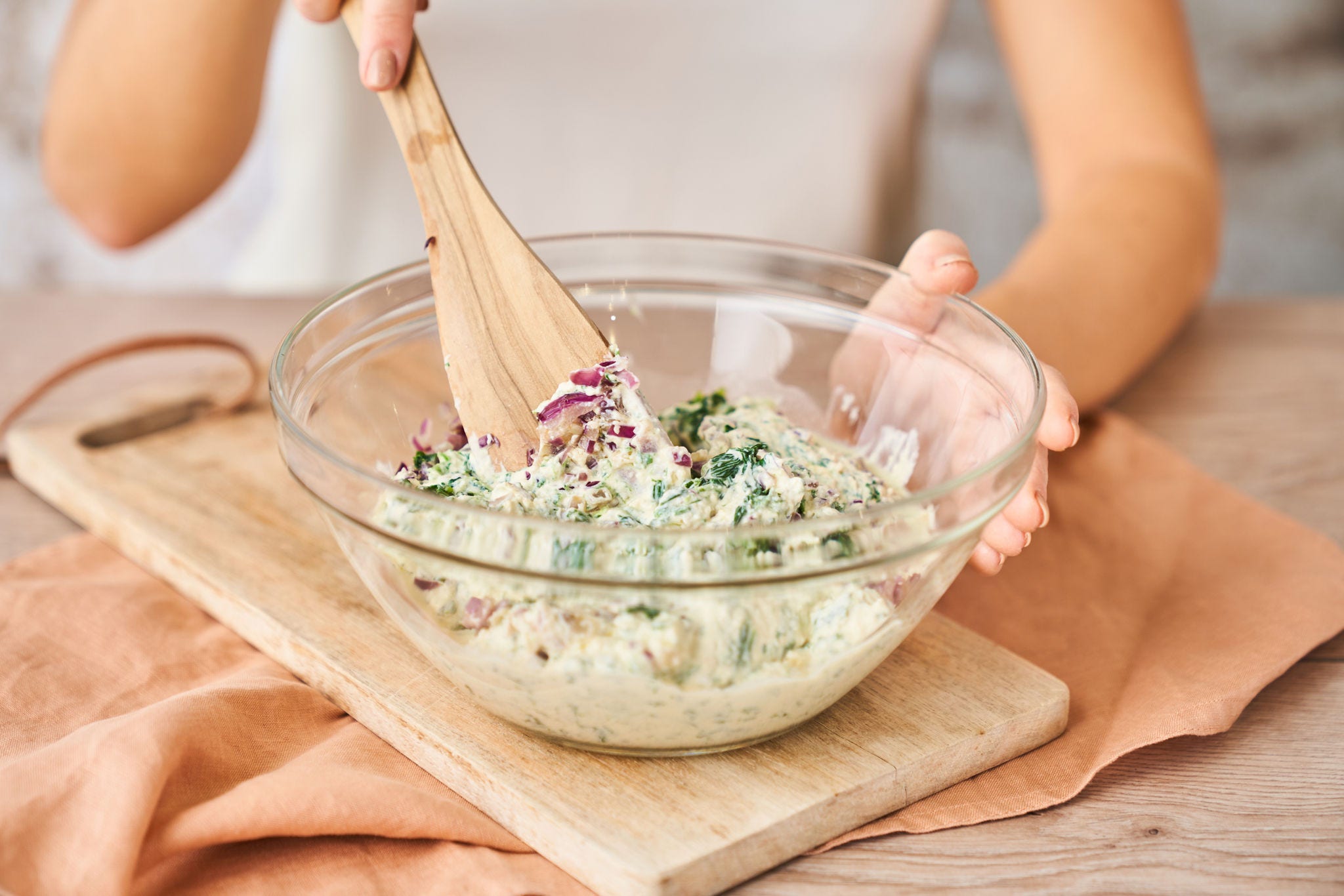 Zelfgemaakte tortellini met spinaziericotta – eenvoudig gevuld met de diepvrieszaktruc