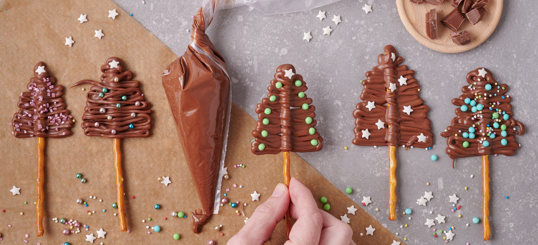 Chocolade-kerstbomen – eetbare kerstdecoratie om zelf te maken