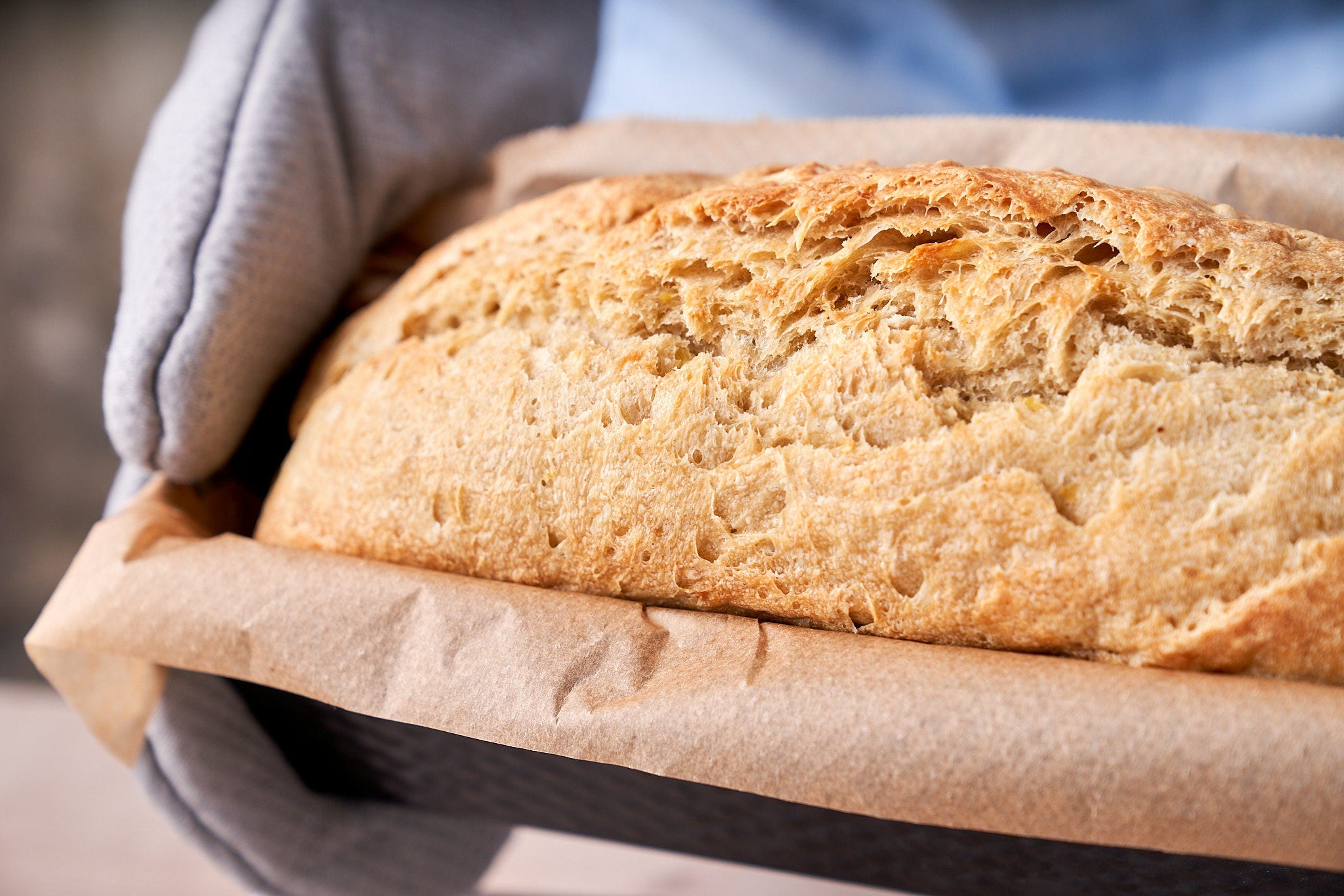 Zo bak je sappig aardappelbrood: restjes gekookte aardappelen verwerken