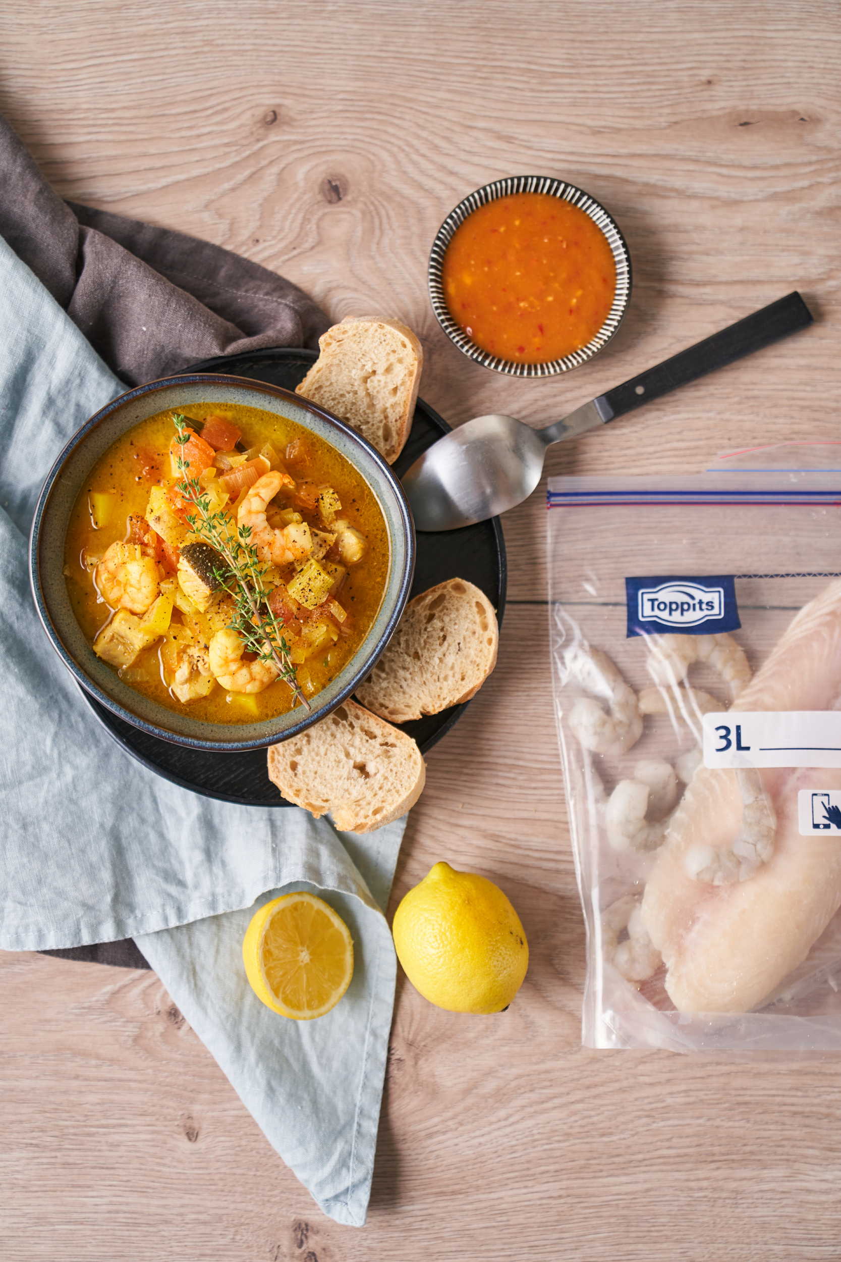 Bouillabaisse aux Restes de Poisson : Recette Facile et Savoureuse