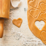 Découpez la pâte en forme de coeur